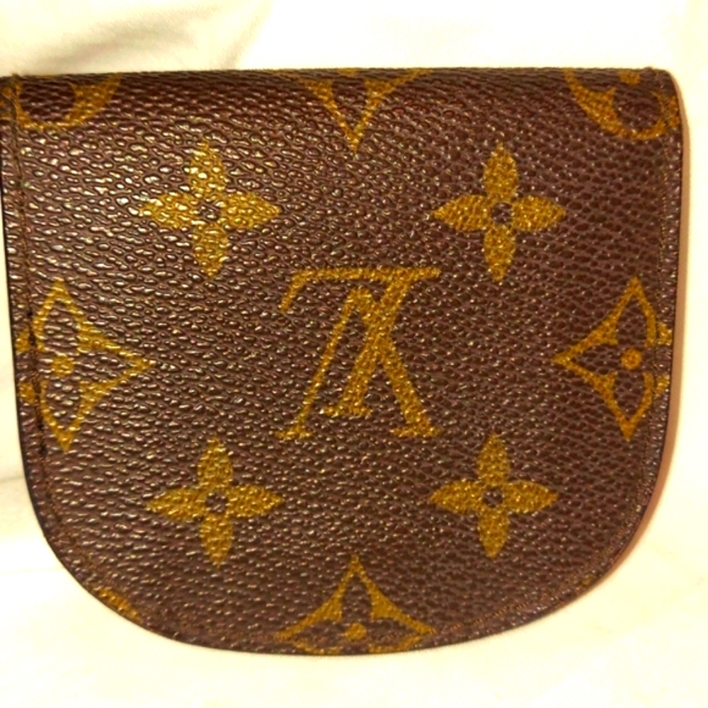 Authentic Louis Vuitton Monogram Coin Gusset Half Circle Round Pouch Case Holder - Picture 2 of 10